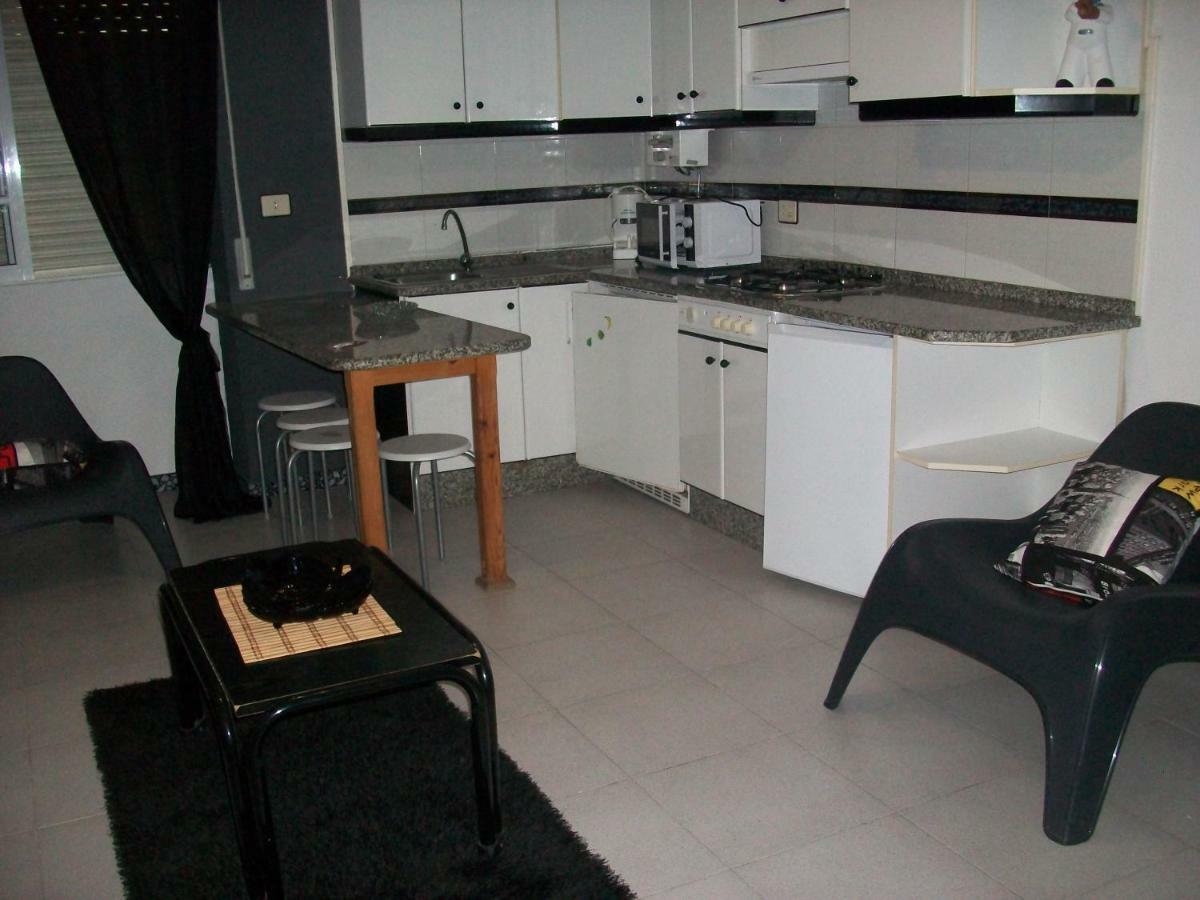 Apartamentos Blanco Y Negro A Guarda Exterior foto